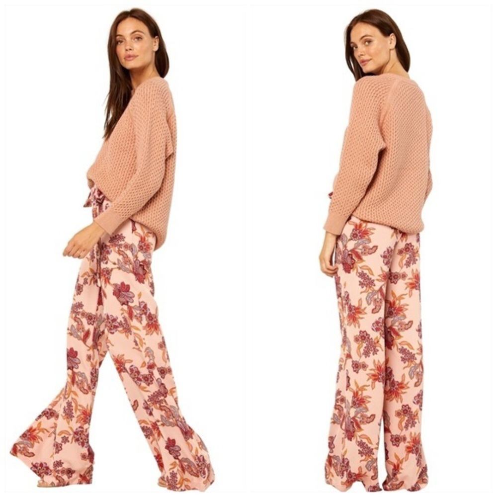 ♥️ BRAND NEW! Misa Floral pants